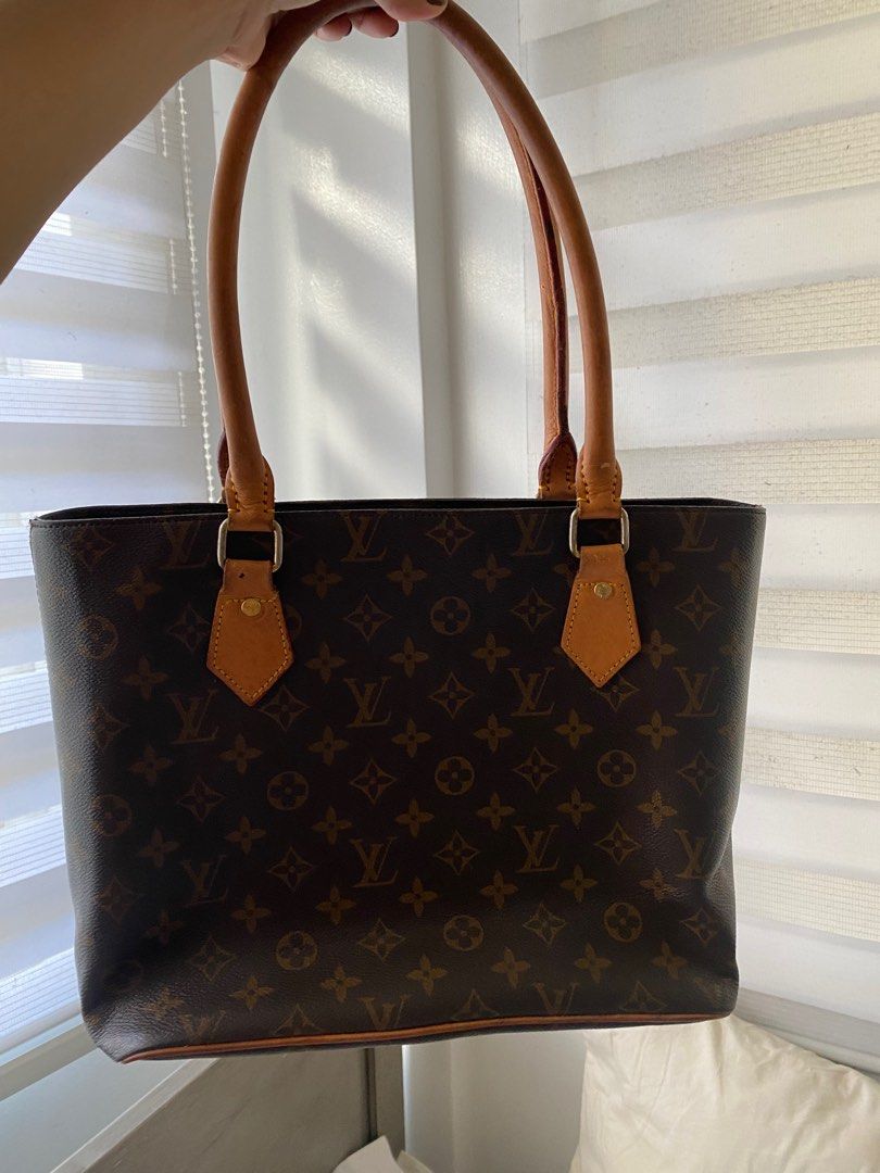 Louis vuitton square tote bag outlet