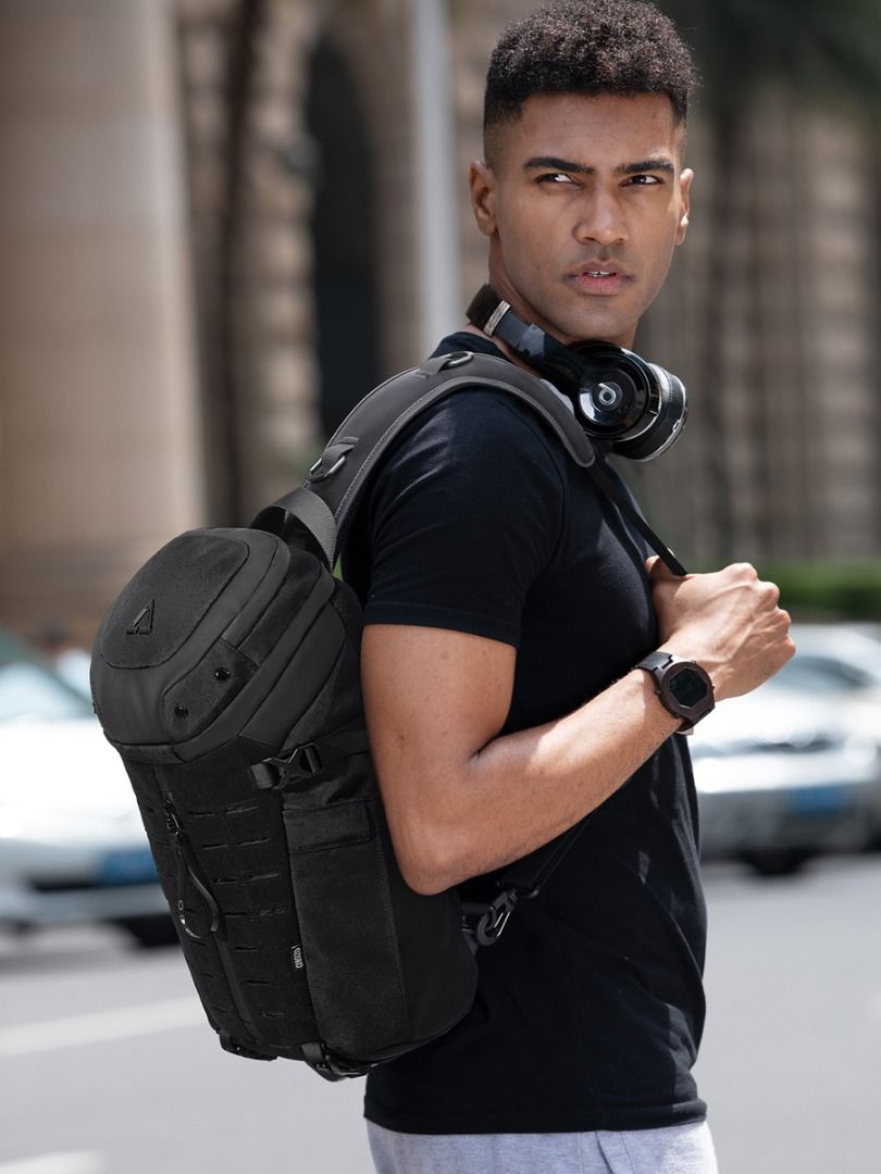 men s chest bag sports waterproof crossbody bag for men Tactical