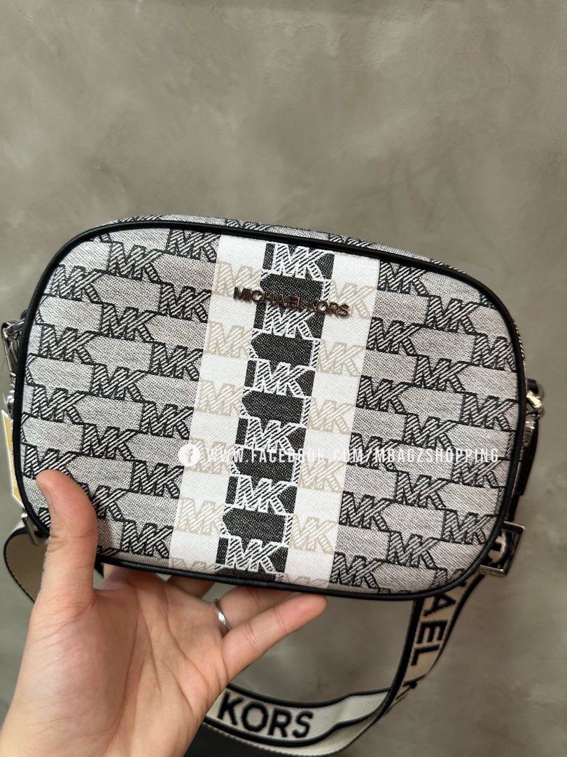 Mk camera bag top