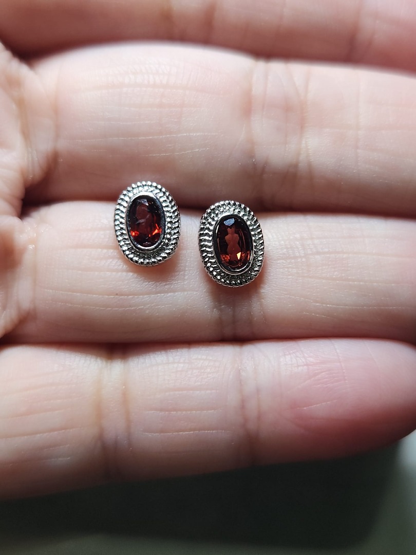 Garnet and hotsell silver