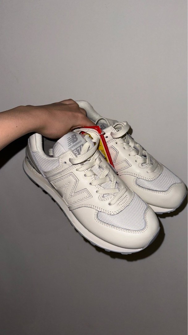 All white leather discount new balance 574