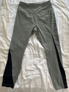 OFFLINE By Aerie Real Me High Waisted Crossover Legging, Women's Fashion,  Activewear on Carousell