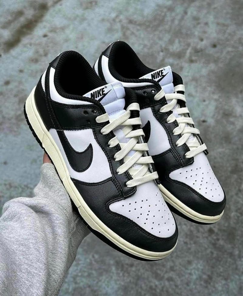 Nike Dunk Low Vintage Panda (EUR40/US8.5/UK6/25.5cm), 女裝, 鞋, 波