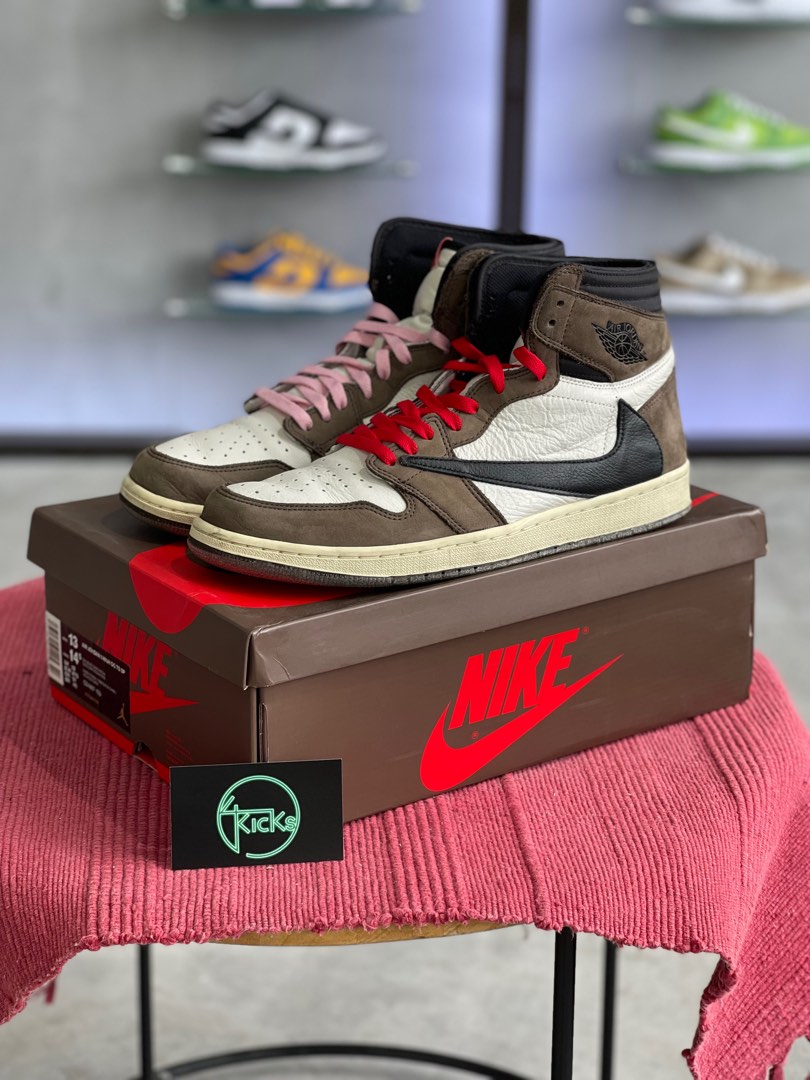 Jordan 12 clearance travis scott
