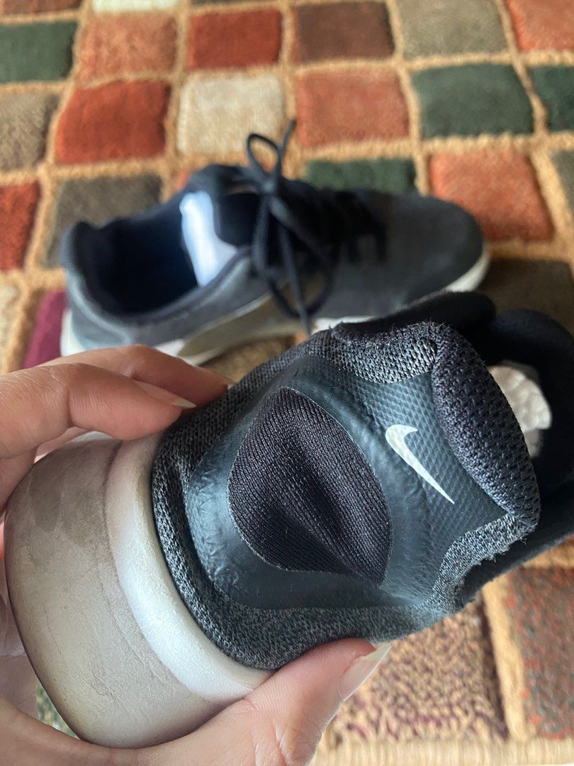 Nike Roshe Run Fesyen Wanita Sepatu di Carousell