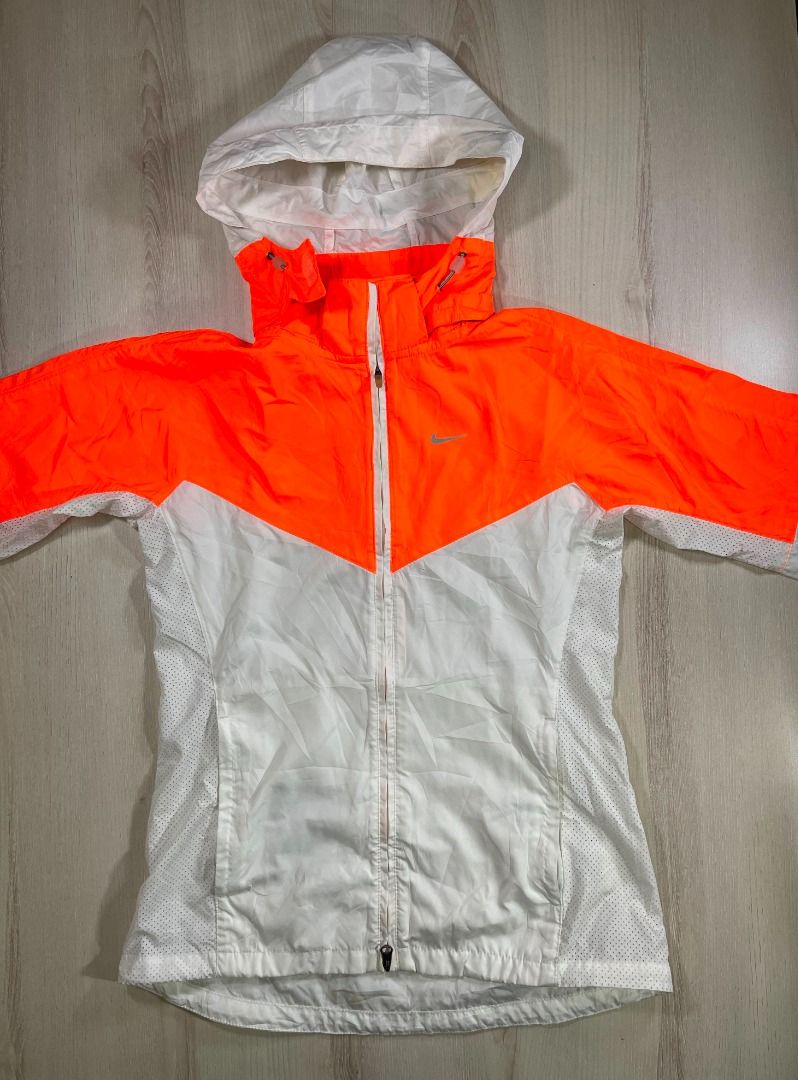 Used nike windbreaker hot sale