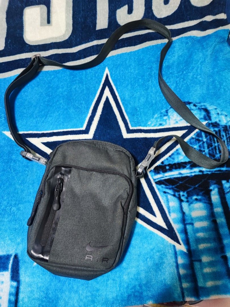 mens nike sling bag