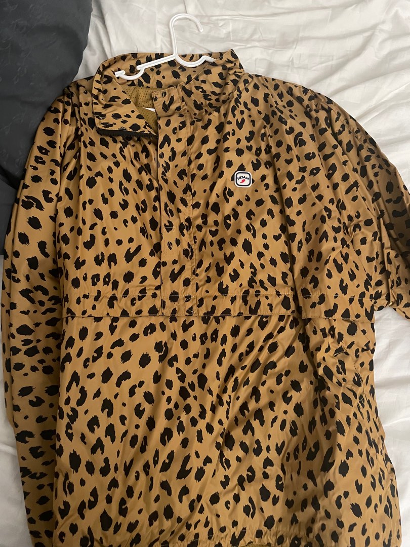 NOAH ANORAK JACKET ANIMAL Fesyen Pria Pakaian Baju Luaran di