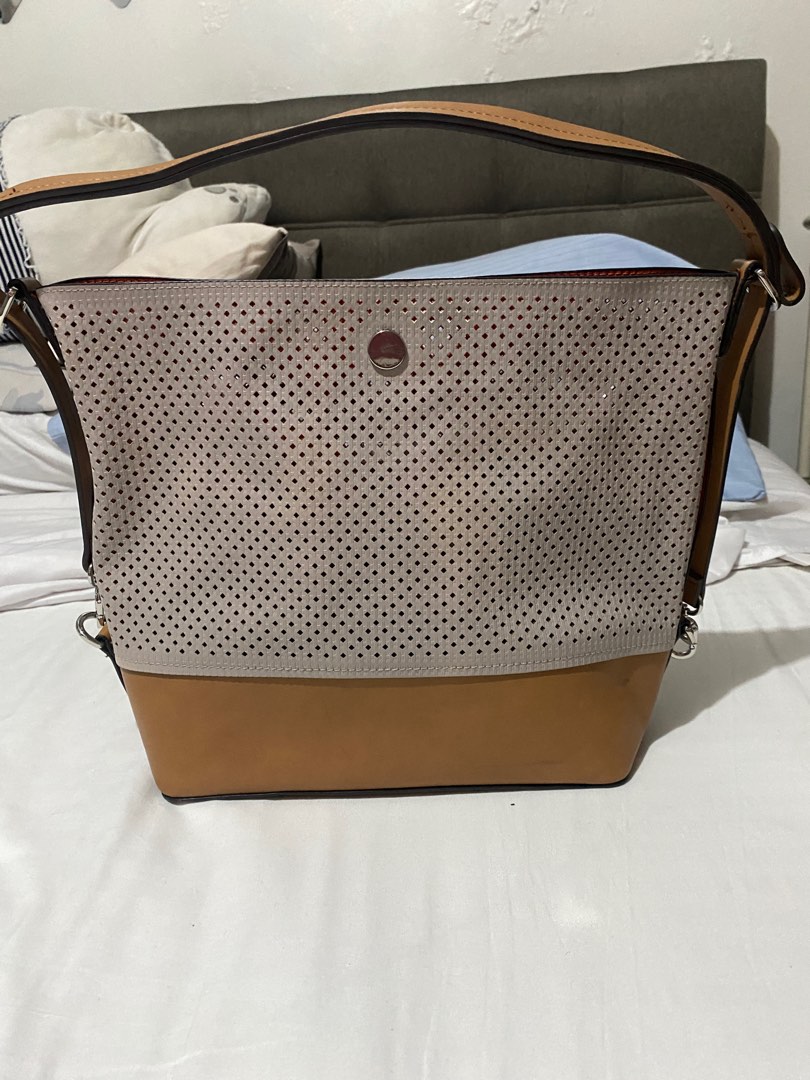 Parfois Reversible Bucket Bag, Women's Fashion, Bags & Wallets