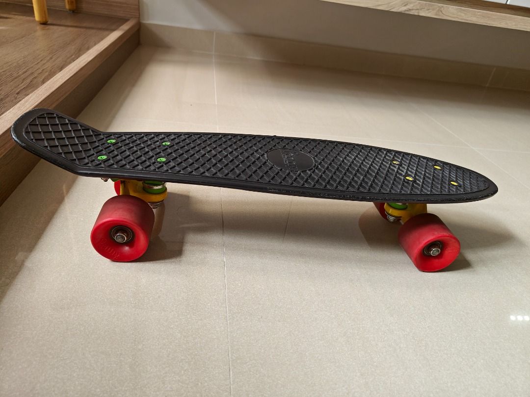 Penny Skateboard, Sports Equipment, Sports & Games, Skates, Rollerblades &  Scooters on Carousell