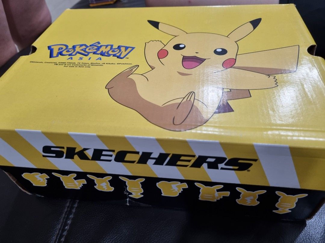 Geox sales pokemon shoes