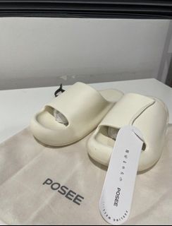 Posee White 24-CM Foot Length Comfy Loose Fit Slippers / Slides (Similar to Yeezy Slides)