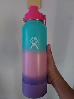 Hydro Flask Philippines - A gradient of pastel colors, inspired by the  purple hue of the northern lights. Check out this limited edition bottle  only at www.hydroflask.ph and in select stores nationwide.