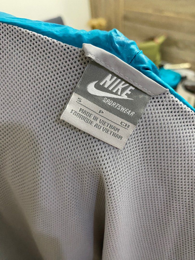 nike windrunner teal