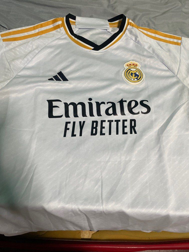 Real madrid sweater store