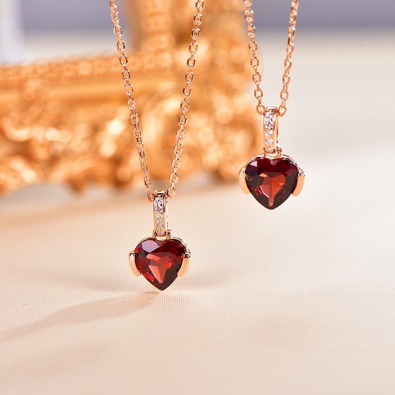 Garnet heart new arrivals necklace