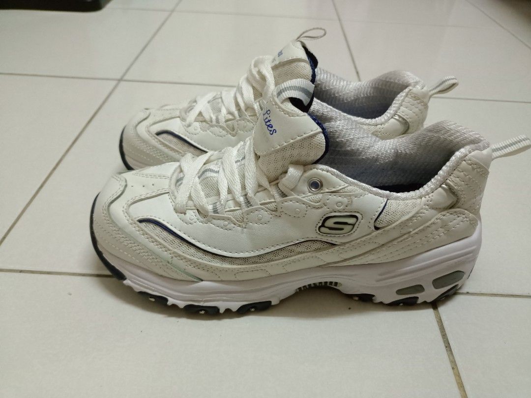 Plain white skechers outlet