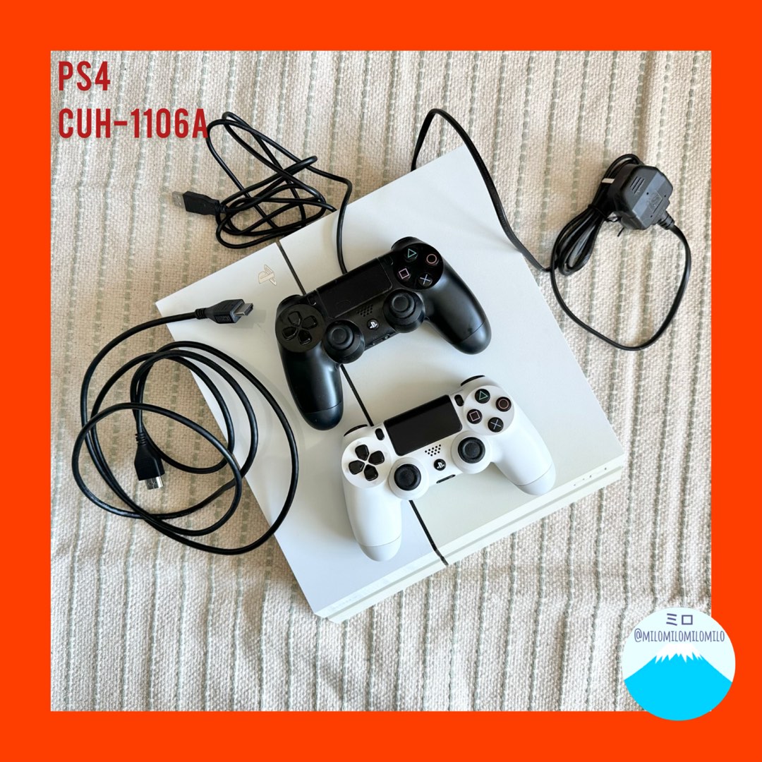 sony_ps4_cuh1106a__white_conso