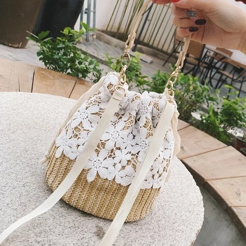 Lace shoulder bag outlet