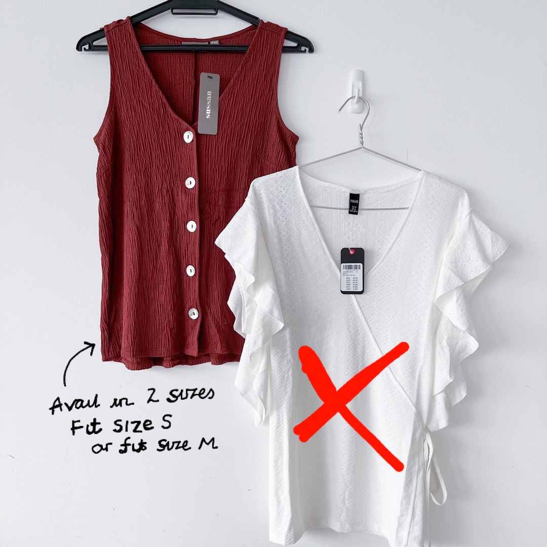 Sussans dark red top with mother of Pearl like big buttons. Sizing