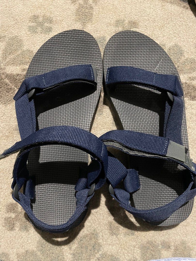 Teva sandals navy 2025