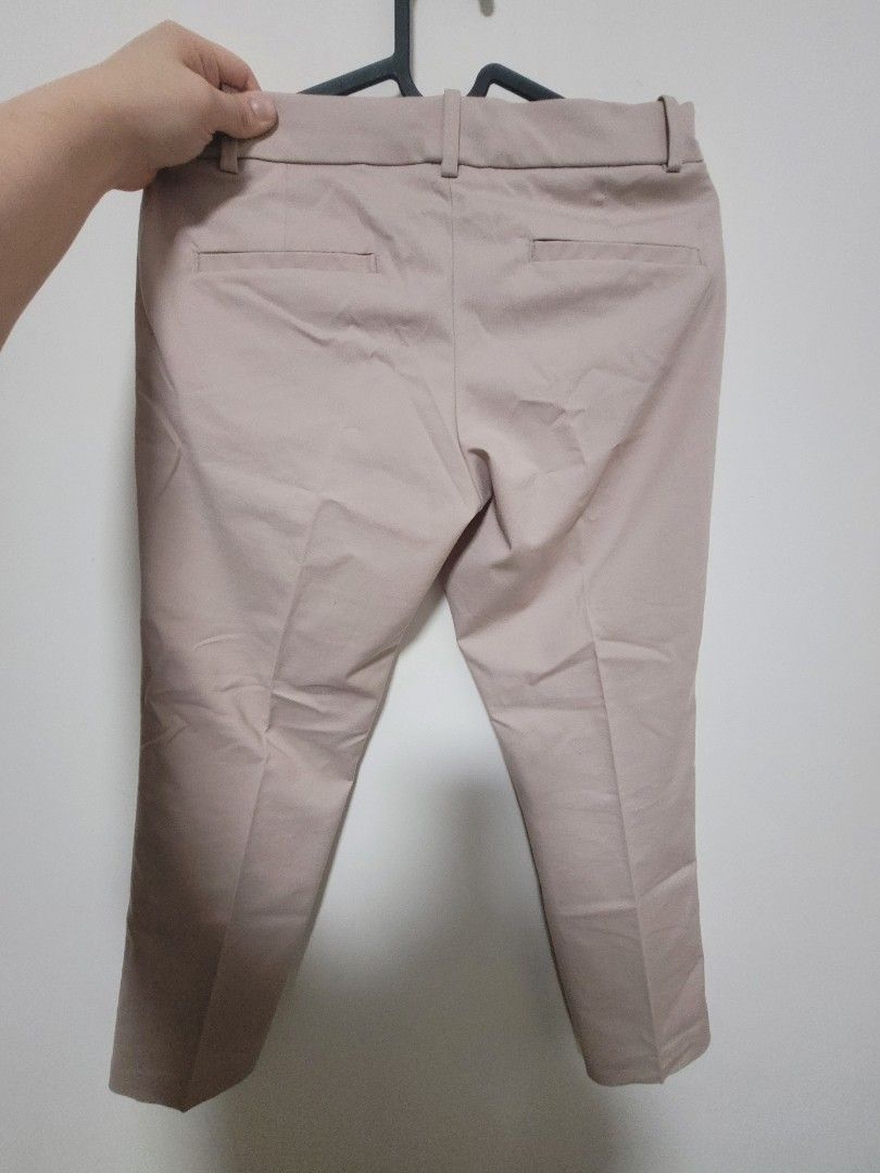 Uniqlo Pants, Women's Fashion, Bottoms, Other Bottoms on Carousell