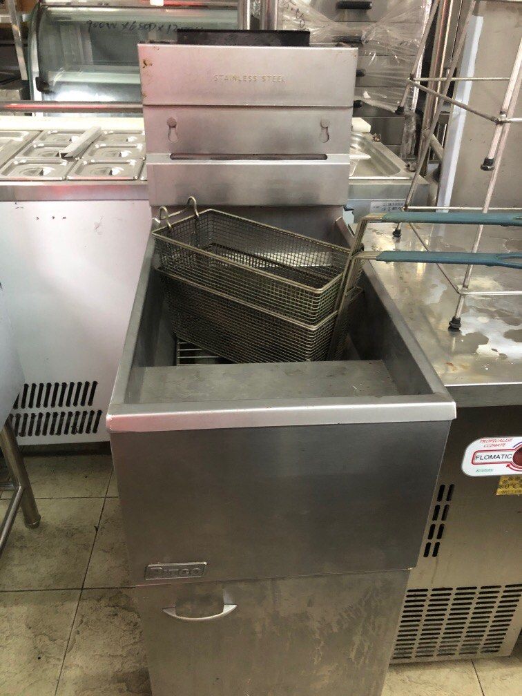 Used Deep Fryer 1000 TV Home Appliances Kitchen Appliances