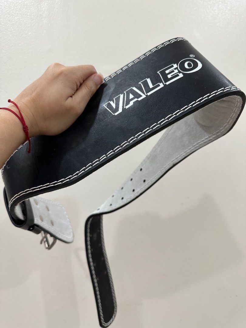 Valeo PVC Leather Weightlifting Belt / Gym Belt, Sports Equipment, Exercise & Fitness, Toning
