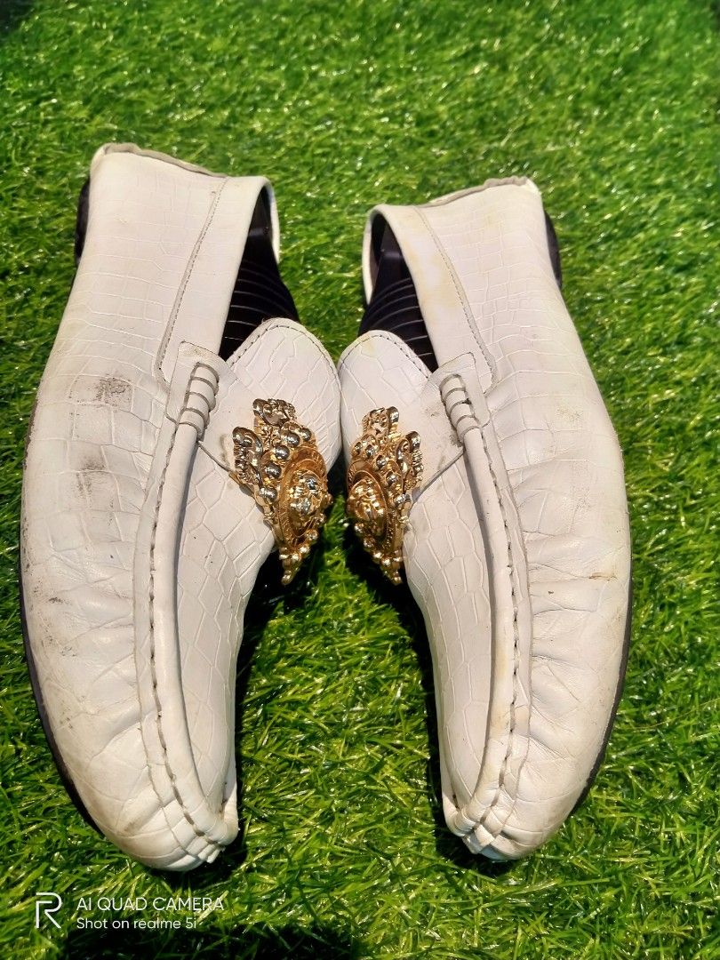 Used versace shoes shop