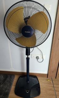 (Category: ) located in . Submitted by zurief (Listing ID 1274706115, Image 1). Description: .
