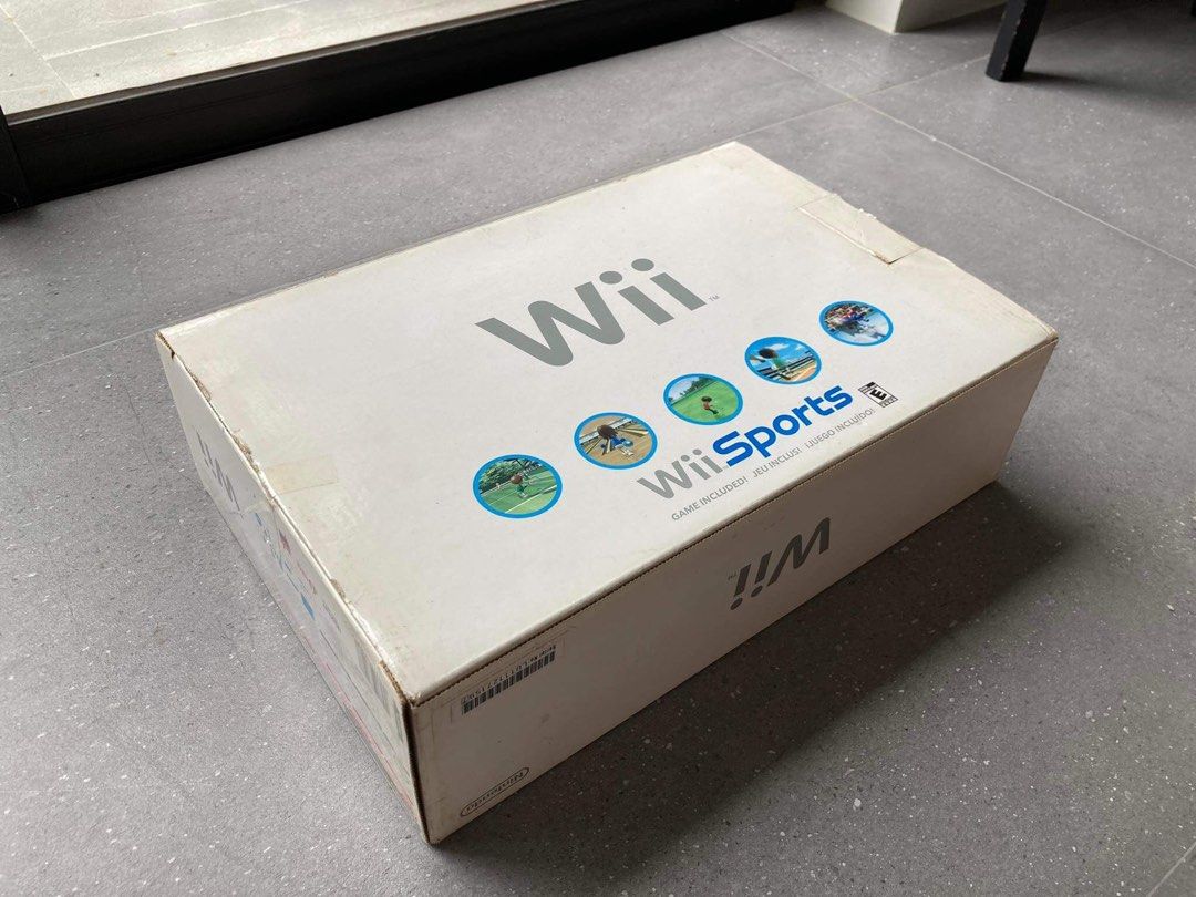 Wii Console (Category: Nintendo) located in Quezon City. Submitted by nina.aguilar (Listing ID 1274741958, Image 1). Description: Contact 09178774131.