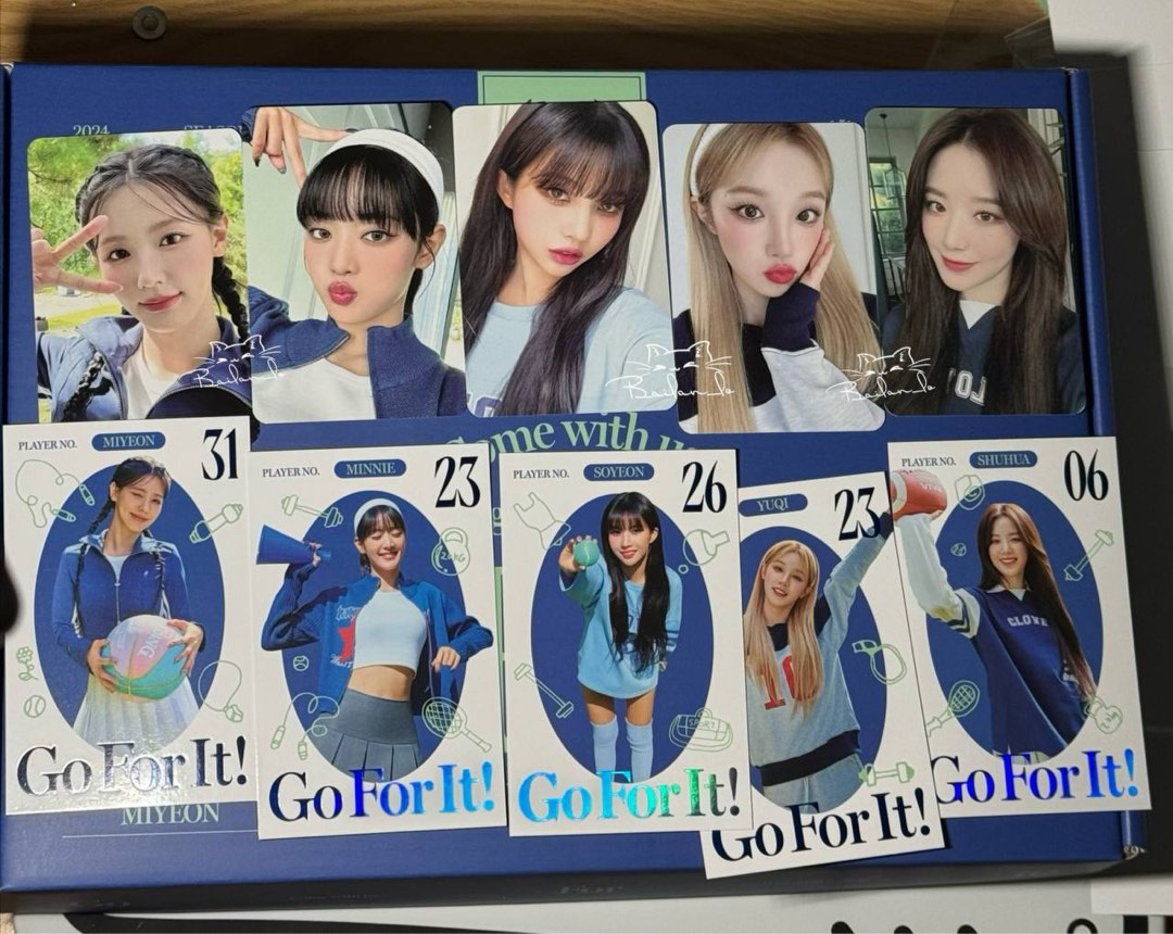 wts gidle 2024 season greetings, Hobbies & Toys, Memorabilia