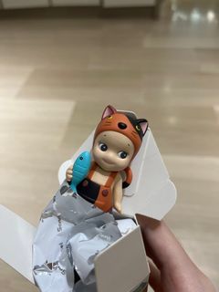 (Category: ) located in . Submitted by rin.so (Listing ID 1274738641, Image 1). Description: .