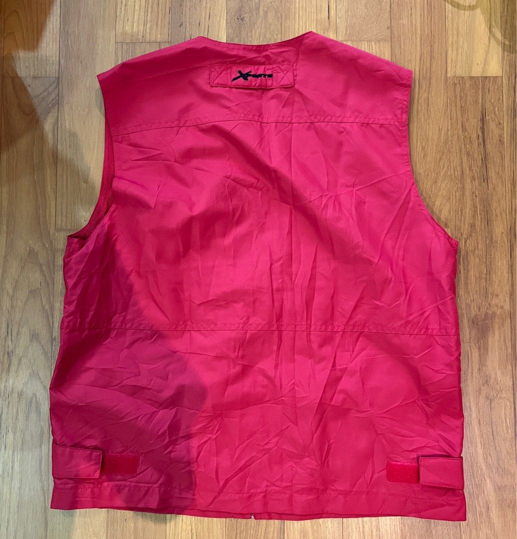 X sports vest