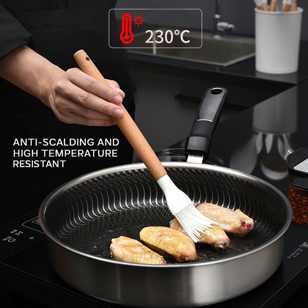 https://media.karousell.com/media/photos/products/2023/12/29/12pcs_silicone_utensils_1703822491_7b5cab9d_progressive.jpg