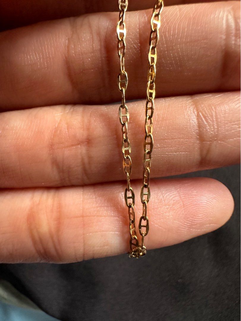 18k Saudi Gold necklace Gucci chain with pendant