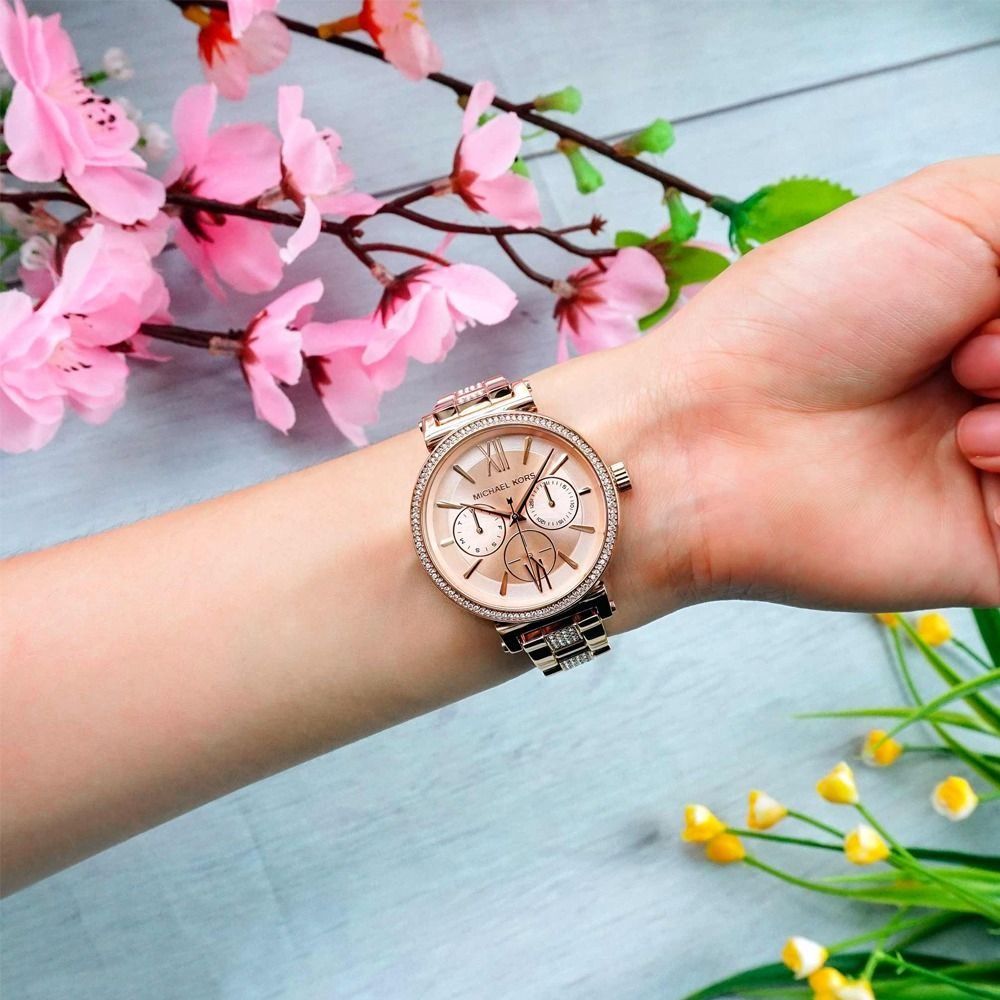 Michael kors sofie watch rose gold hotsell