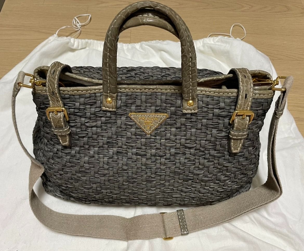 Very rare side bag store