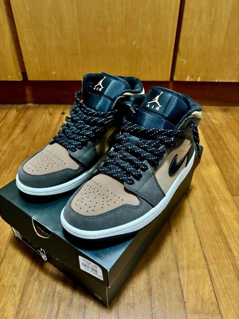 Air Jordan 1 Mid SE Dark Choco US 7.5