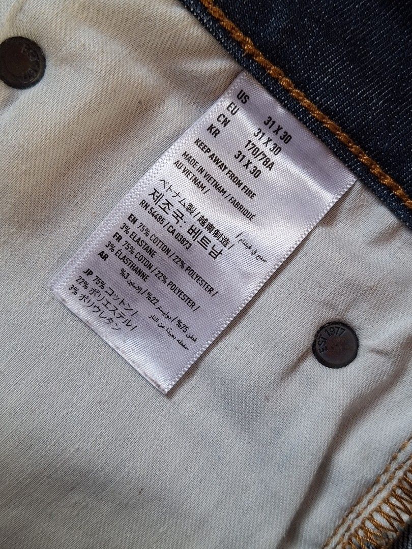 AMERICAN EAGLE Slim Taper Jeans Men s Fashion Bottoms Jeans
