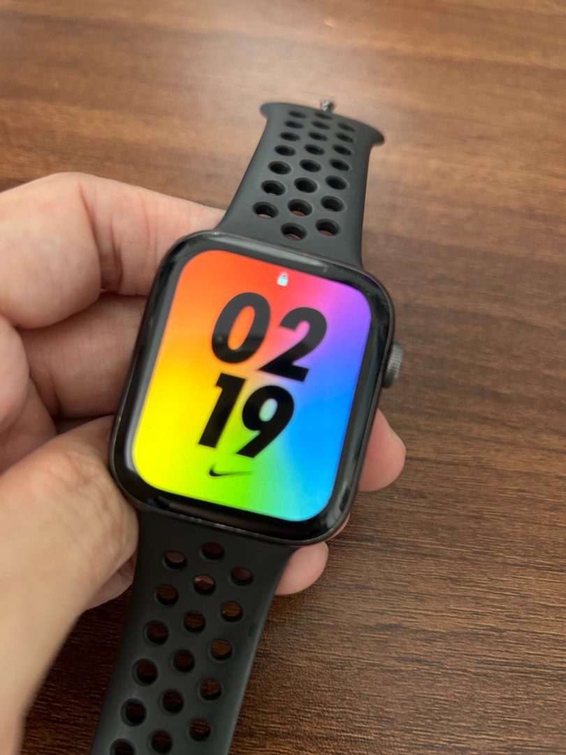 iphone watch nike edition