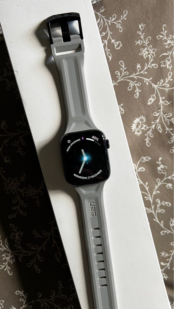Apple watch series on sale 5 space grey aluminium