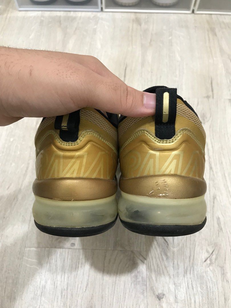 Nike air cheap max fury gold