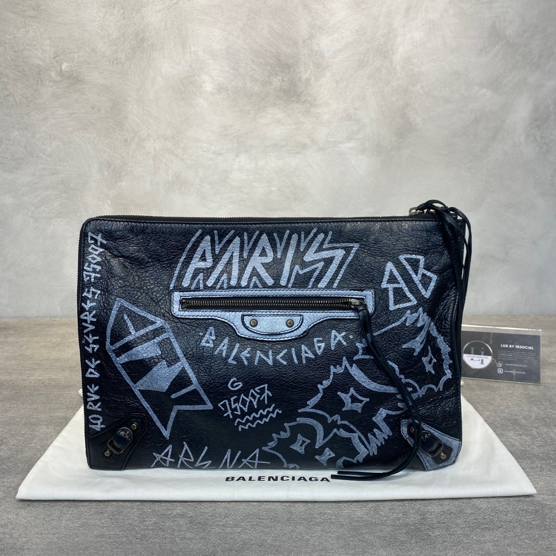 BALENCIAGA GRAFFITI CLUTCH BLACK LEATHER Barang Mewah Tas