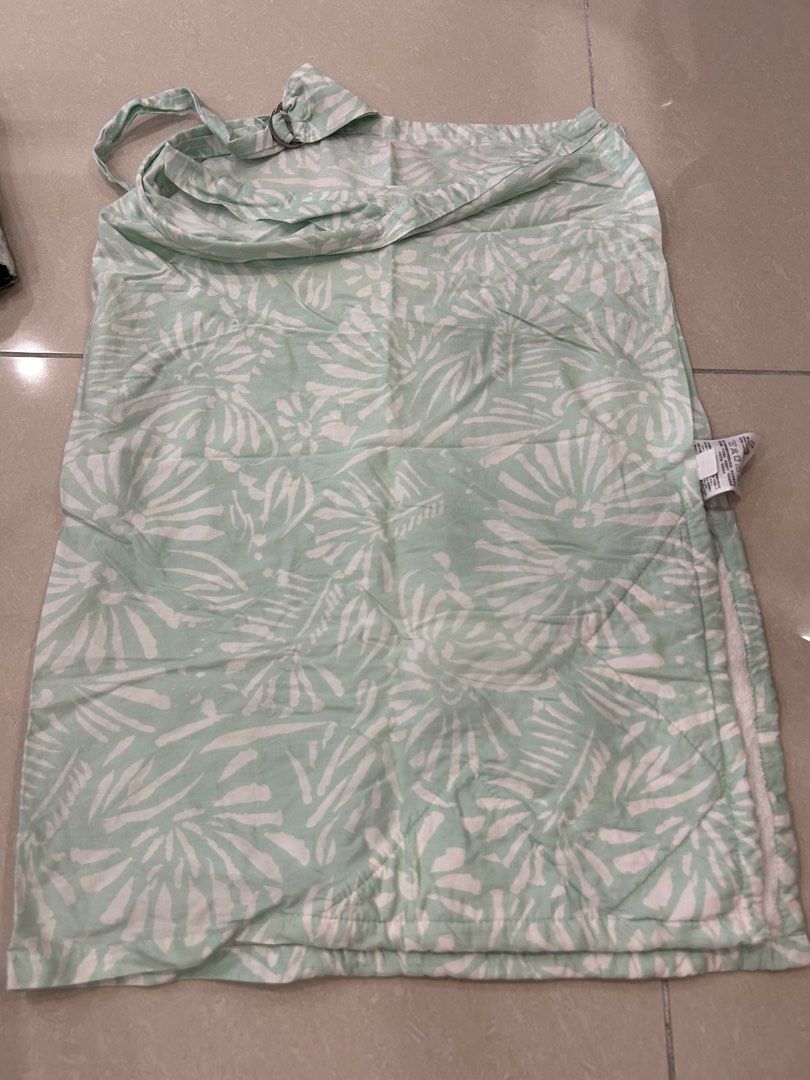 Bebe Au Lait nursing cover Babies Kids Nursing Feeding