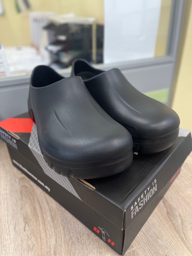Black sales hammer clog