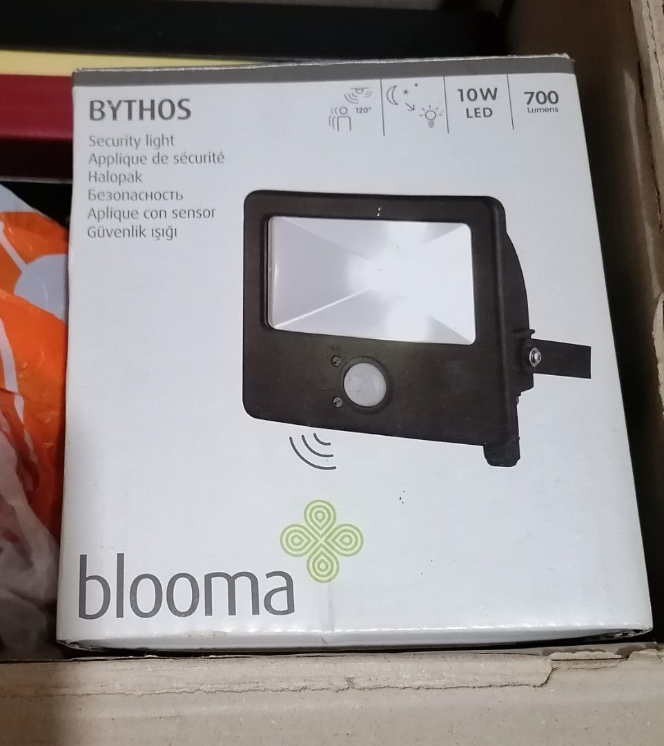 Blooma hotsell security light