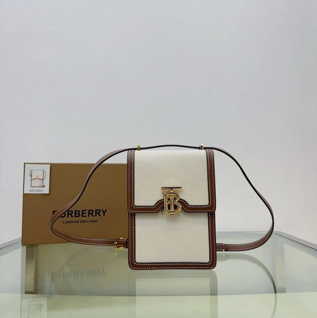 Burberry on sale valencia uk