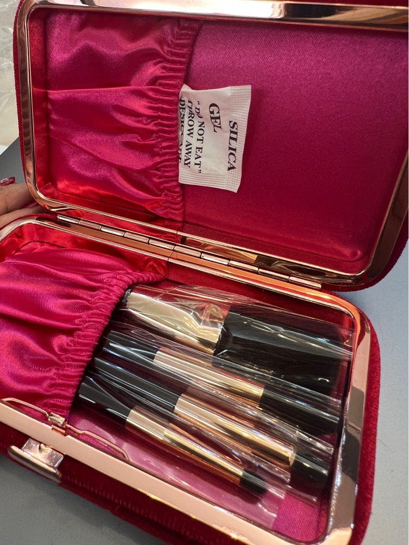 Charlotte Tilbury Magic Mini Brush Set