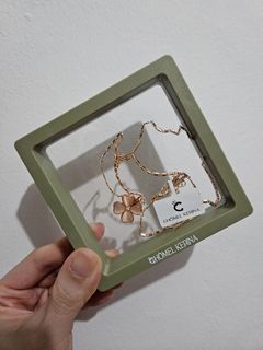 （分類：）位於 。 由 j__9_5 提交（商品編號 1275114892，圖片 1）。簡介： 。